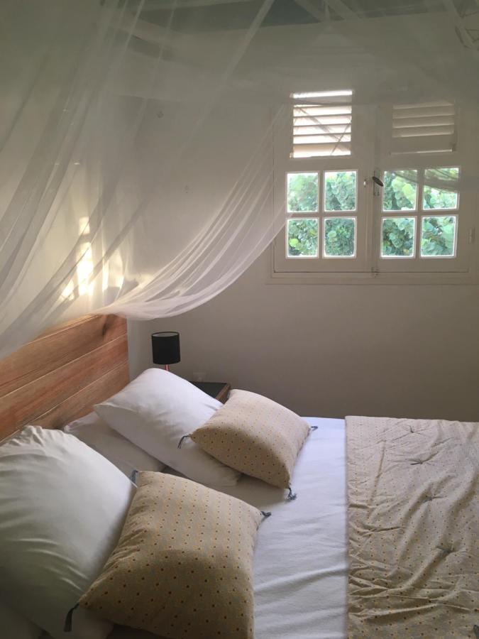 Villa Laureal Grand-Bourg  ภายนอก รูปภาพ
